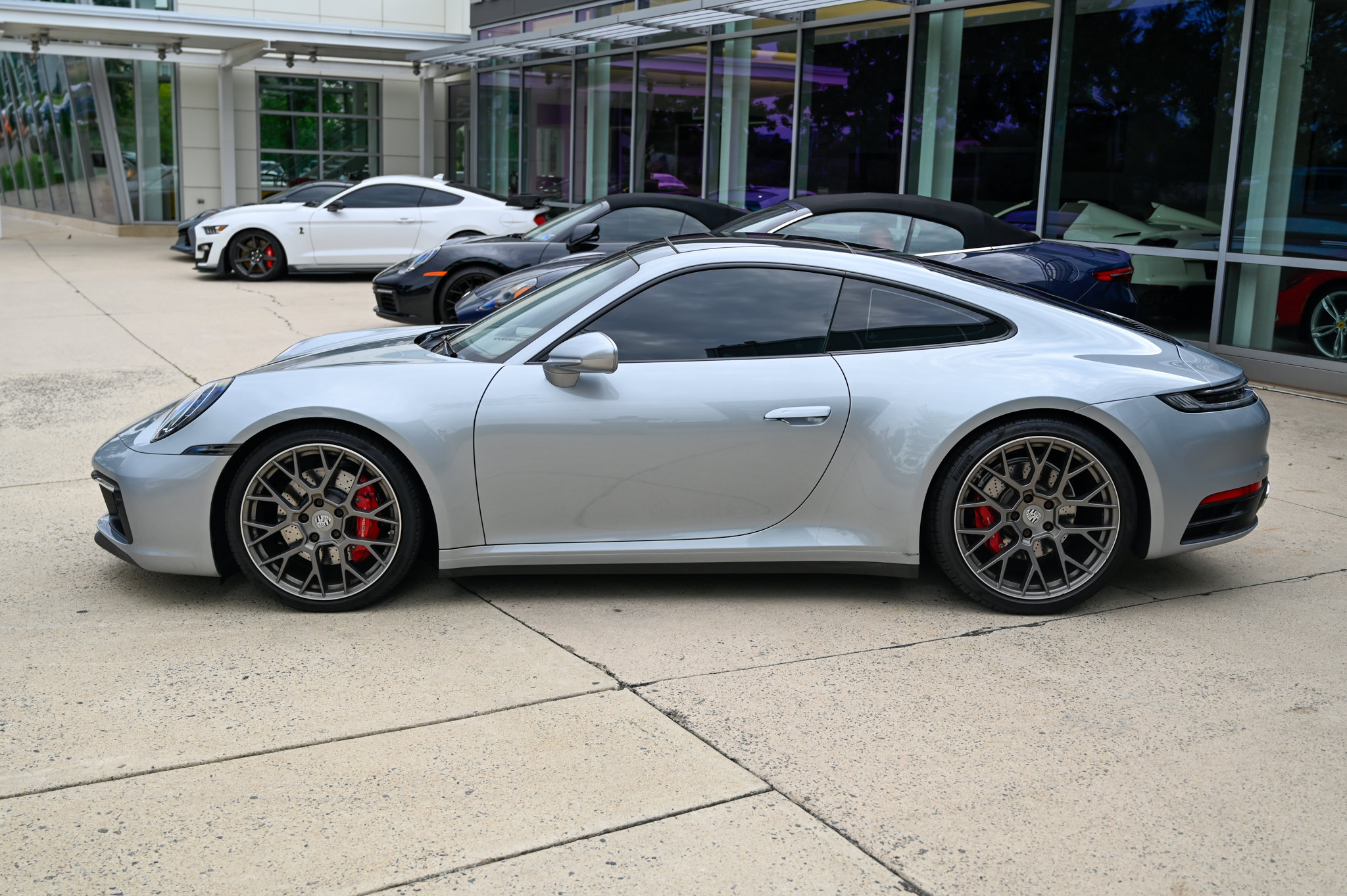 Used 2020 Porsche 911 Carrera 4S AWD/4WD image 8
