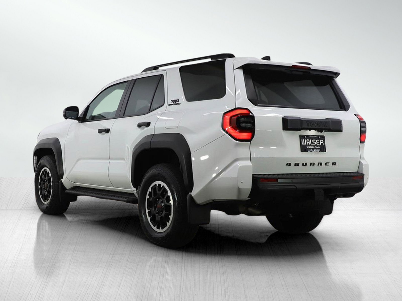 Used 2025 Toyota 4Runner TRD Off-Road Premium image 3