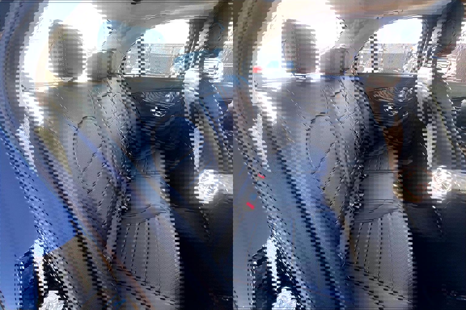 Used 2015 Mercedes-Benz C 300 4MATIC Sedan image 32