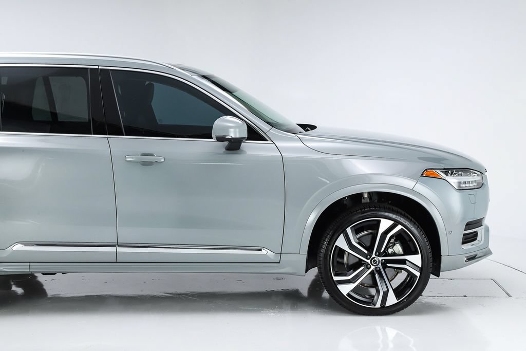 Used 2025 Volvo XC90 B6 Ultra w/ Protection Package AWD/4WD image 12