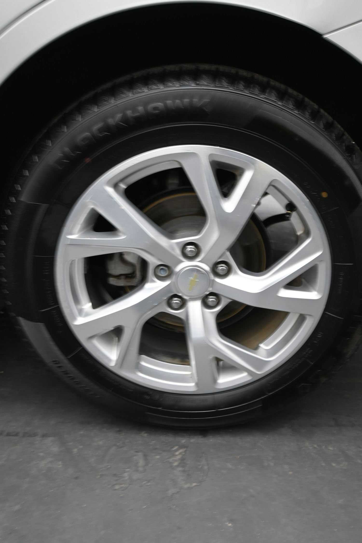Used 2019 Chevrolet Equinox LT w/ Sun & Navigation Package FWD image 14