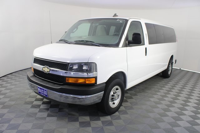 Used 2016 Chevrolet Express 3500 LT w/ LT Preferred Equipment Group image 17