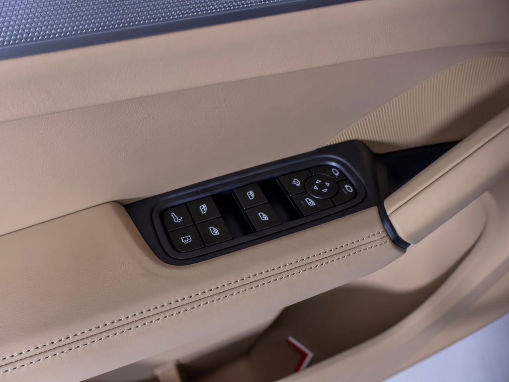 New 2026 Porsche Cayenne E-Hybrid image 26