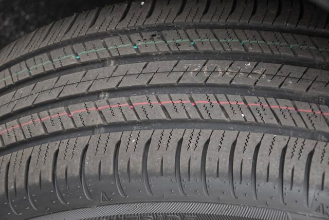 Used 2020 Ford Explorer ST w/ ST Street Pack image 15