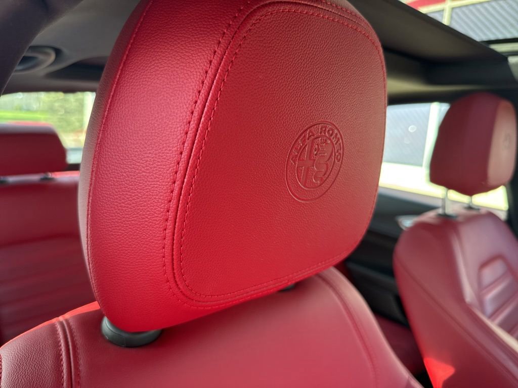 Used 2023 Alfa Romeo Giulia Veloce image 67