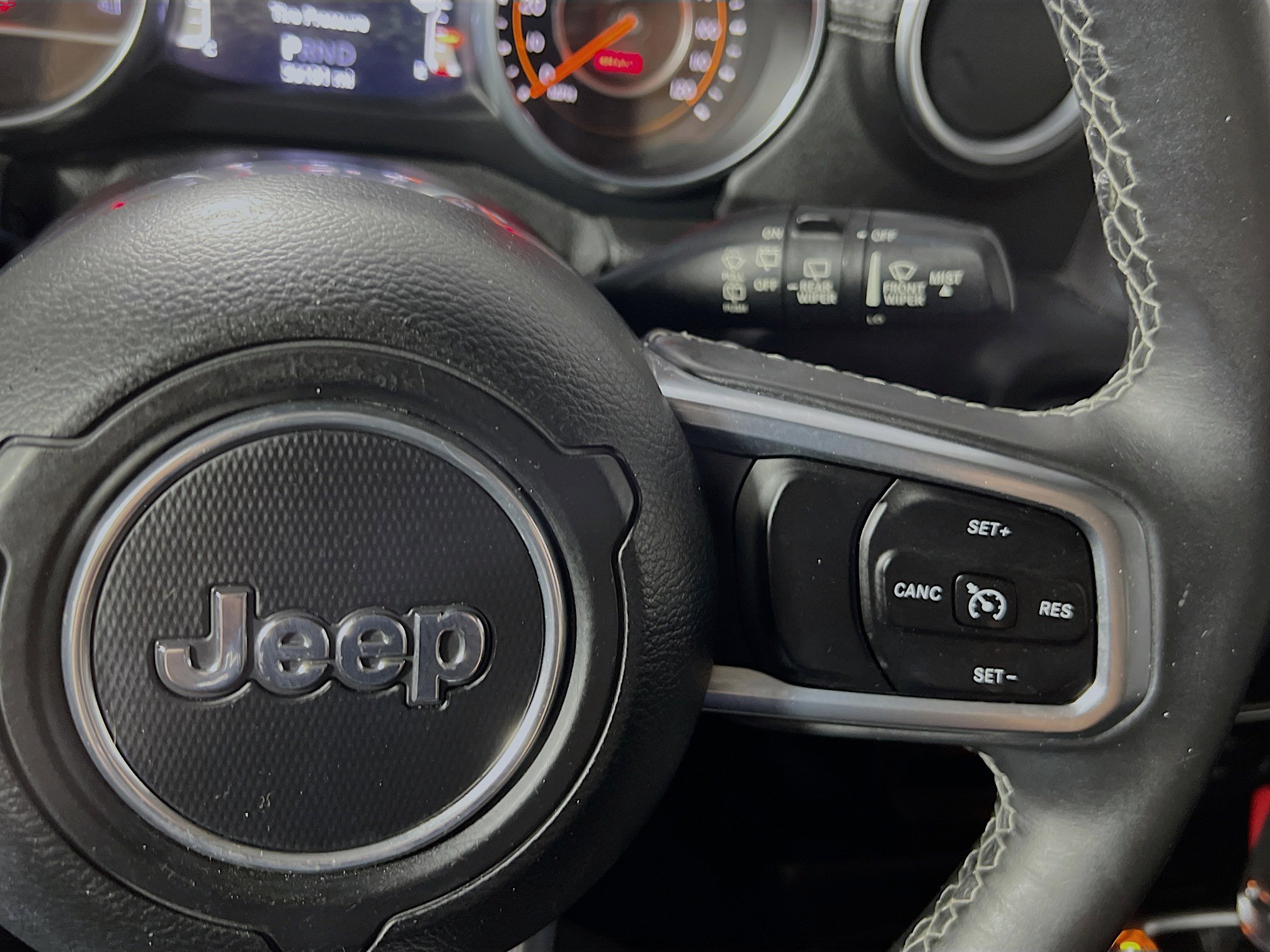 Used 2018 Jeep Wrangler Unlimited Sahara AWD/4WD image 20