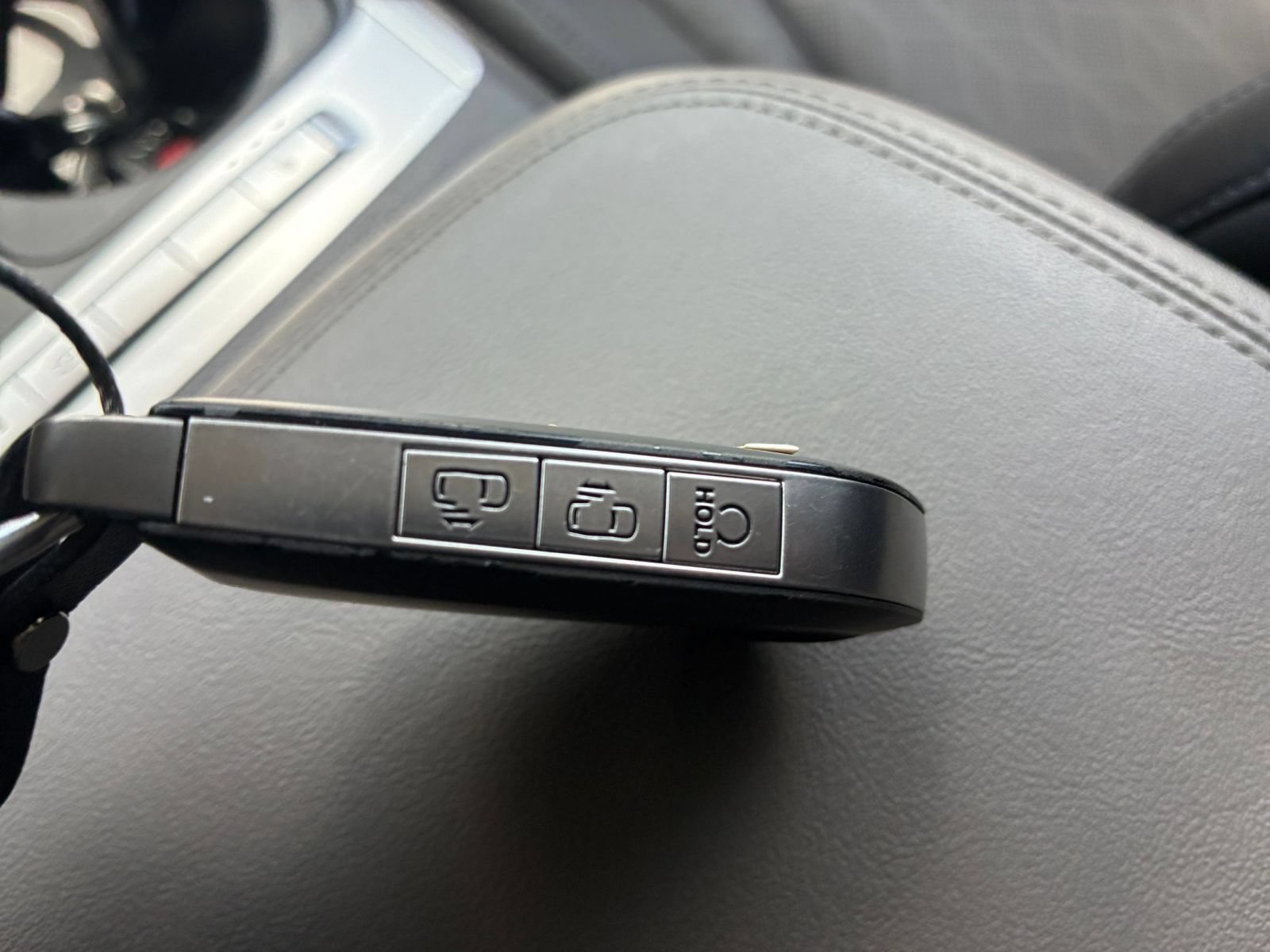 Used 2026 Kia Carnival FWD image 22