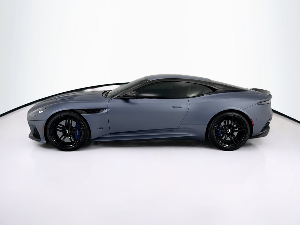 Used 2022 Aston Martin DBS Superleggera RWD image 8