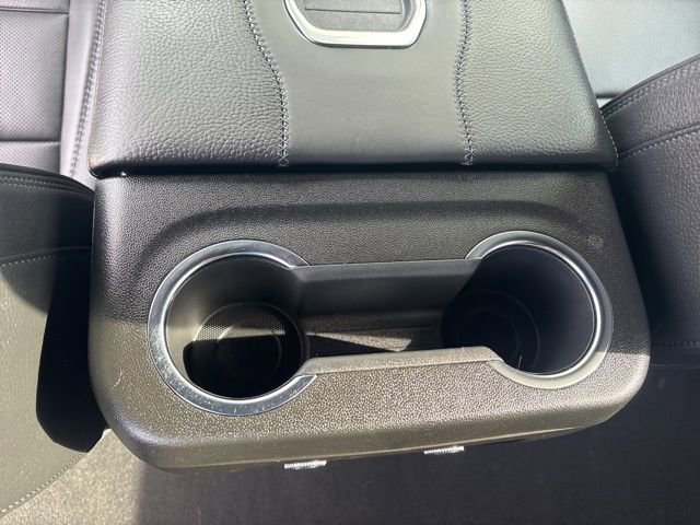 Used 2024 GMC Yukon XL Denali image 33