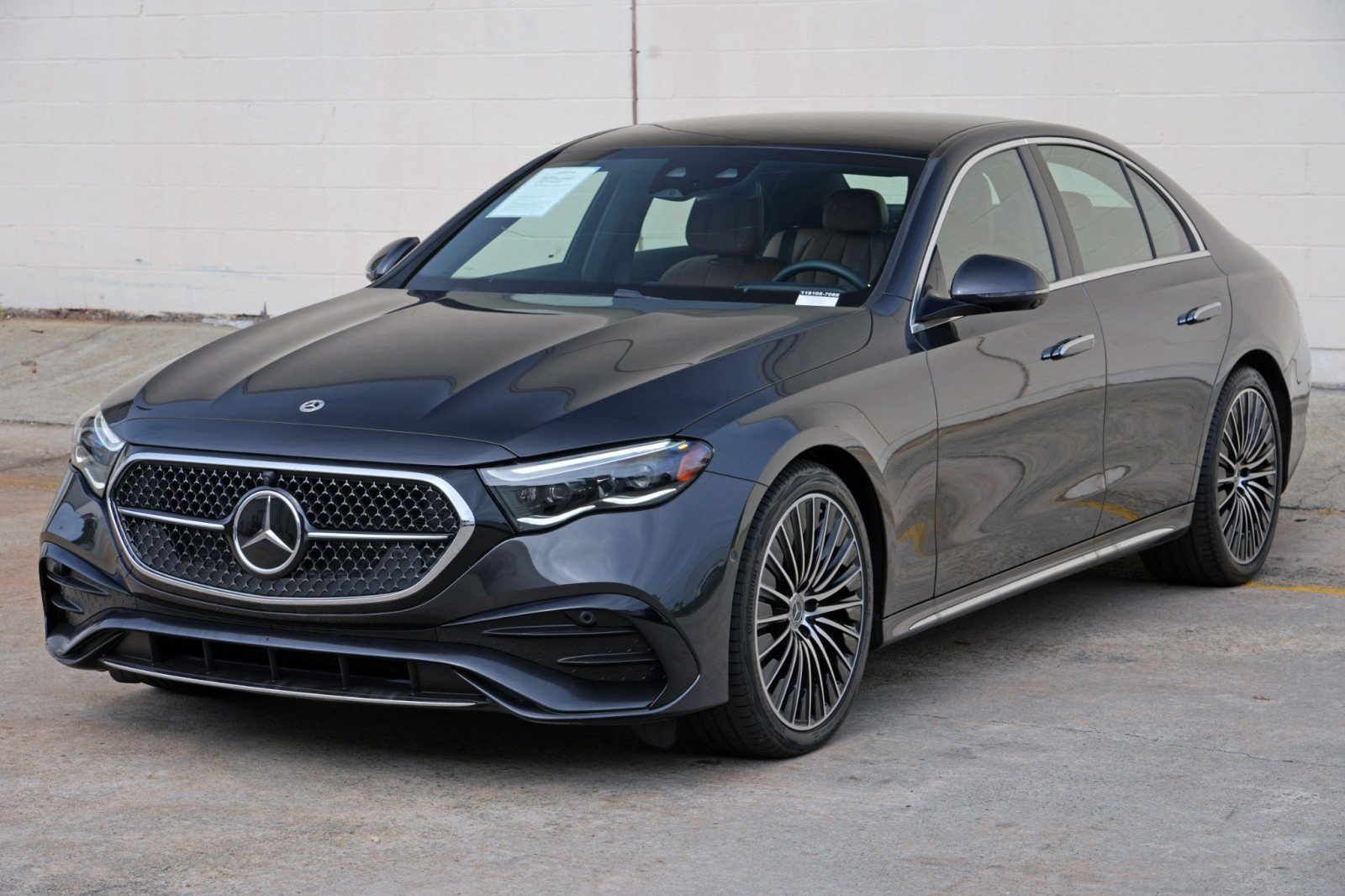 Used 2025 Mercedes-Benz E 350 4MATIC Sedan w/ Multicontour Seating Package image 57