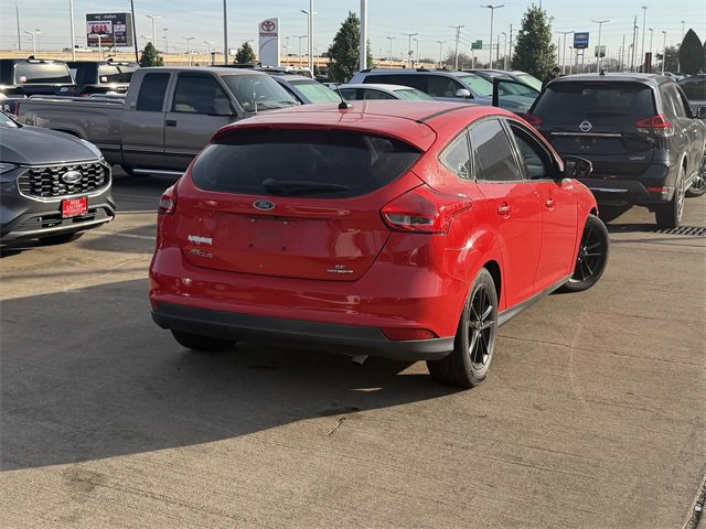 Used 2016 Ford Focus SE image 5