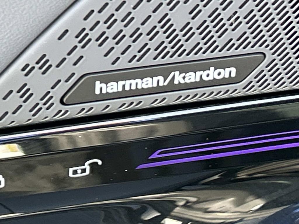 Used 2024 BMW 530i w/ Premium Package RWD image 19