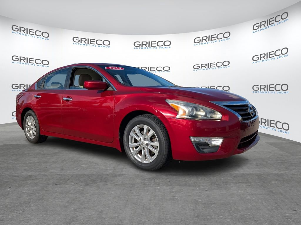 Used 2014 Nissan Altima 2.5 S w/ Sport Value Package