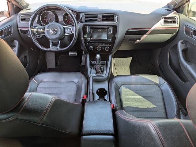 Used 2017 Volkswagen Jetta GLI FWD image 12