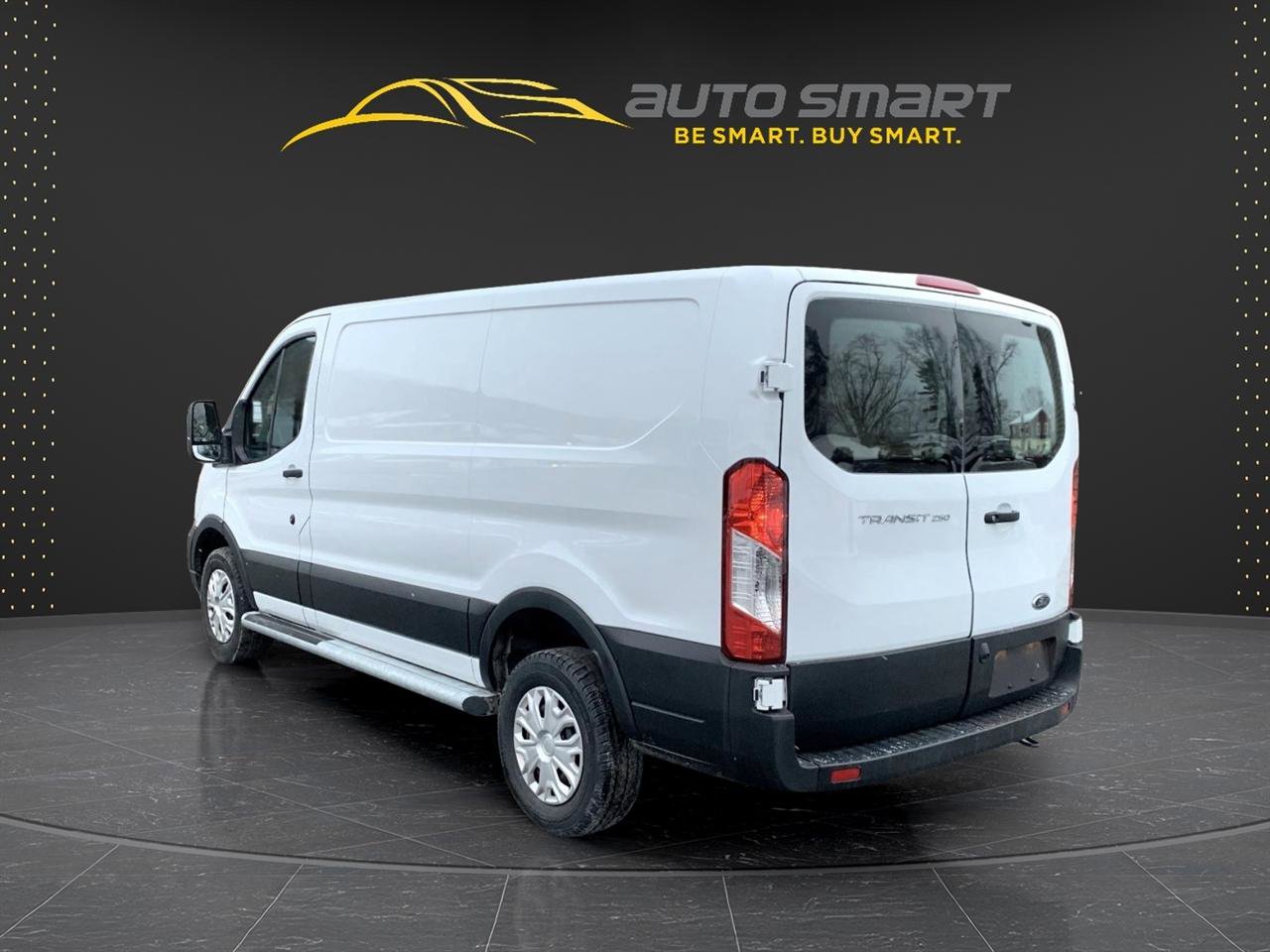 Used 2024 Ford Transit 250 Low Roof w/ Exterior Upgrade Package image 3