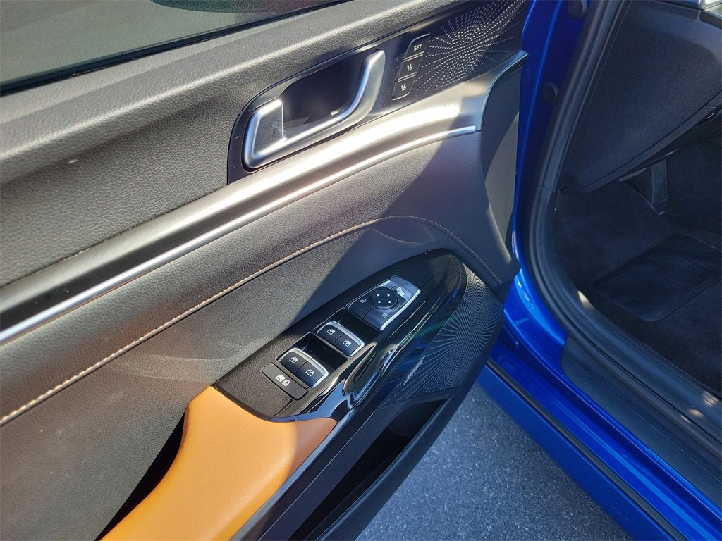 Used 2023 Kia K5 GT w/ GT1 Package image 11