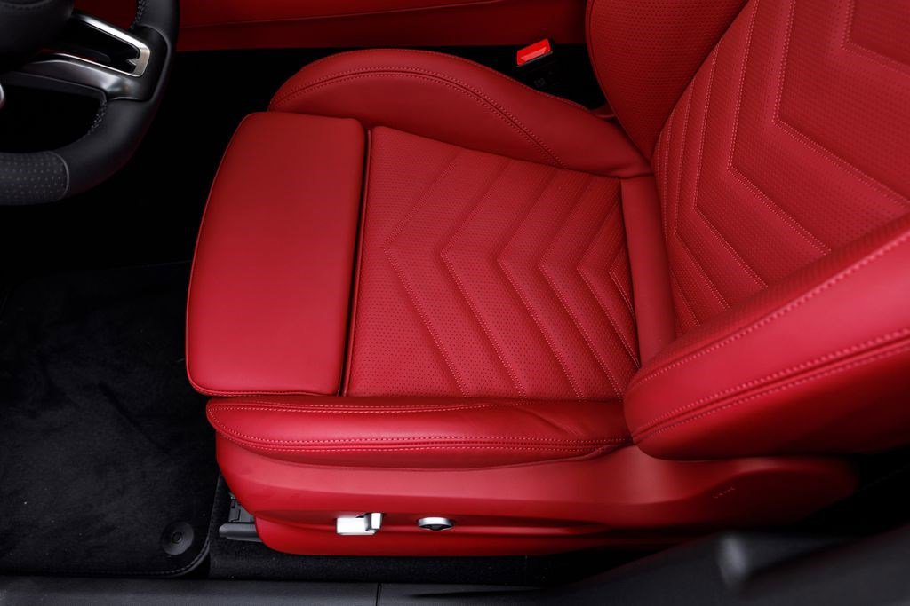 New 2026 Maserati Grecale Trofeo image 29