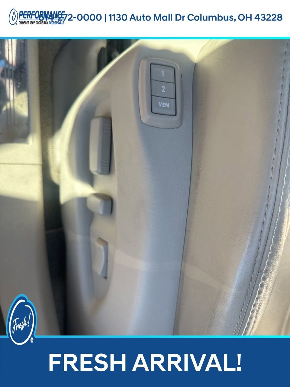 Used 2014 Cadillac SRX Luxury w/ Driver Awareness Package image 13