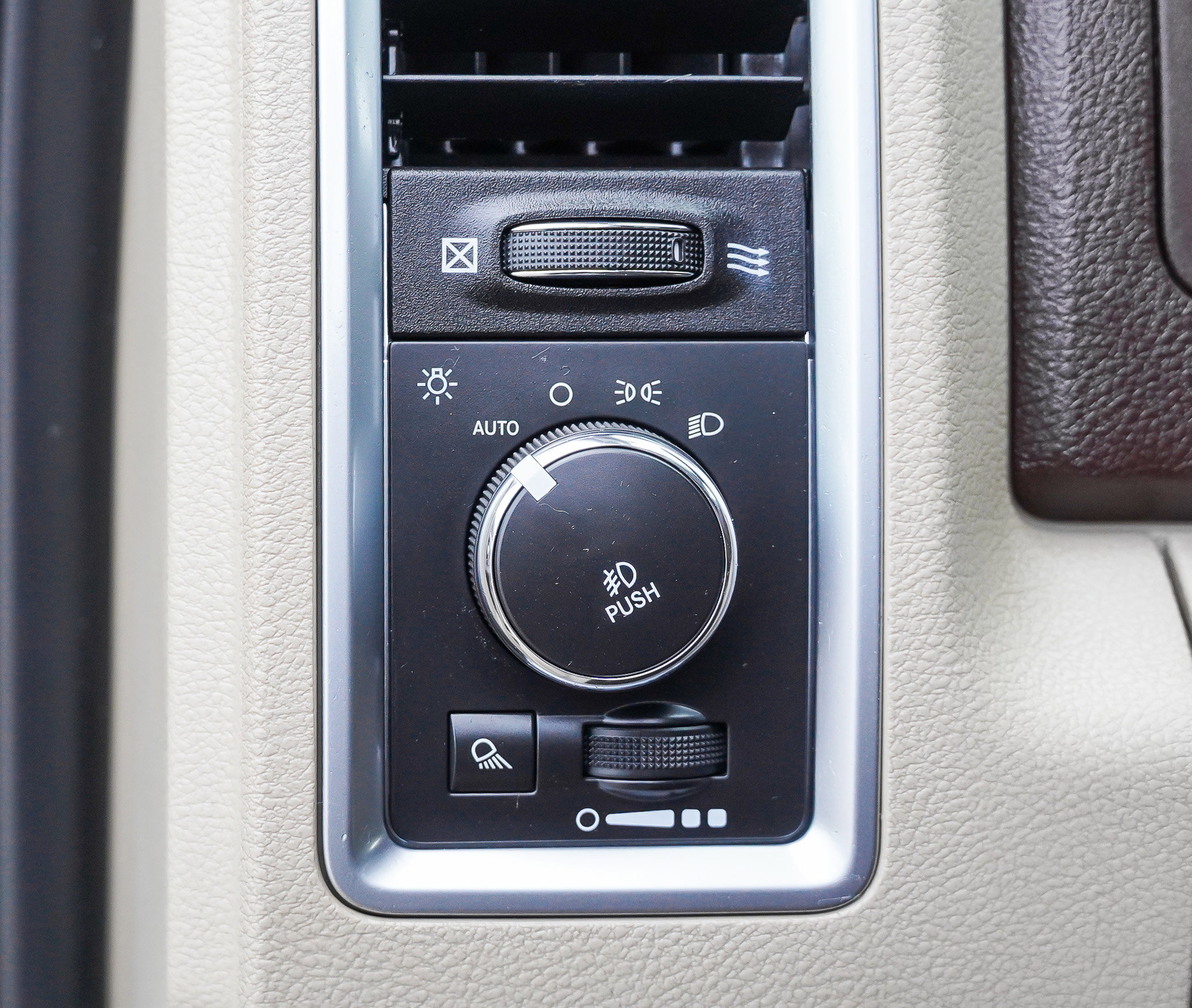 Used 2014 RAM 1500 Big Horn image 17