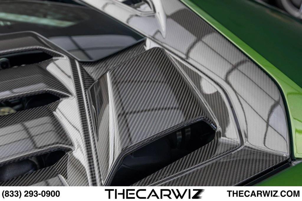 Used 2024 Lamborghini Huracan Tecnica RWD image 32