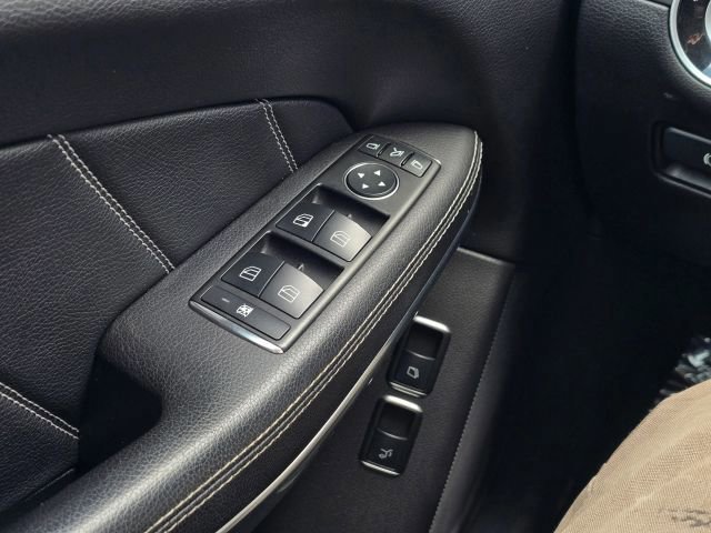 Used 2013 Mercedes-Benz GL 450 4MATIC image 33