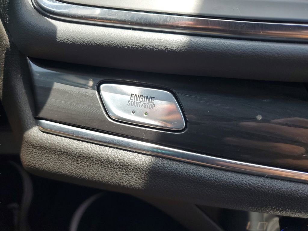 Certified 2023 Buick Enclave Essence FWD image 27