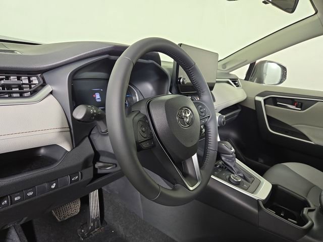 Used 2025 Toyota RAV4 XLE Premium w/ Weather Package image 15