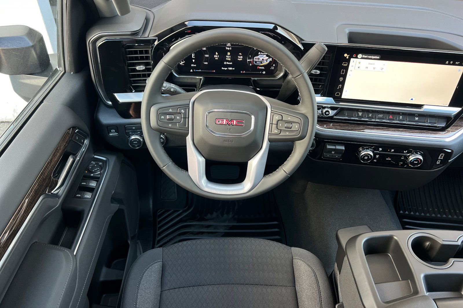 New 2026 GMC Sierra 2500 SLE image 13