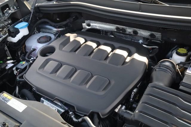 New 2026 Volkswagen Tiguan SE R-Line image 23
