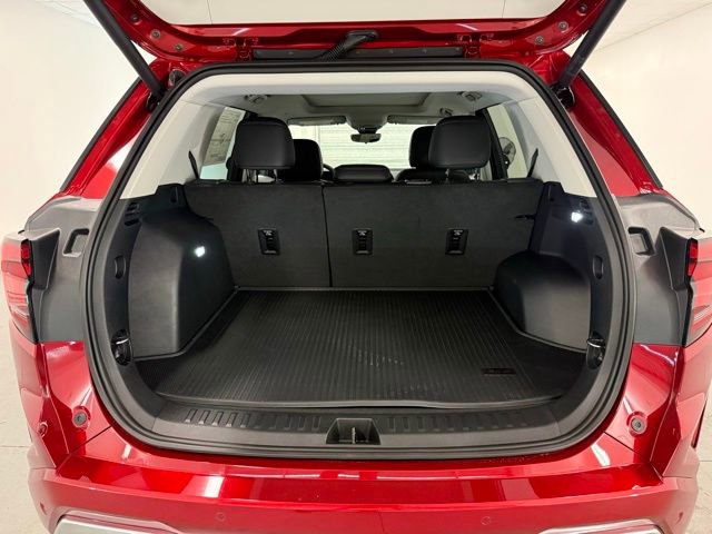 New 2026 GMC Terrain Denali w/ LPO, Floor Liner Package AWD/4WD image 8