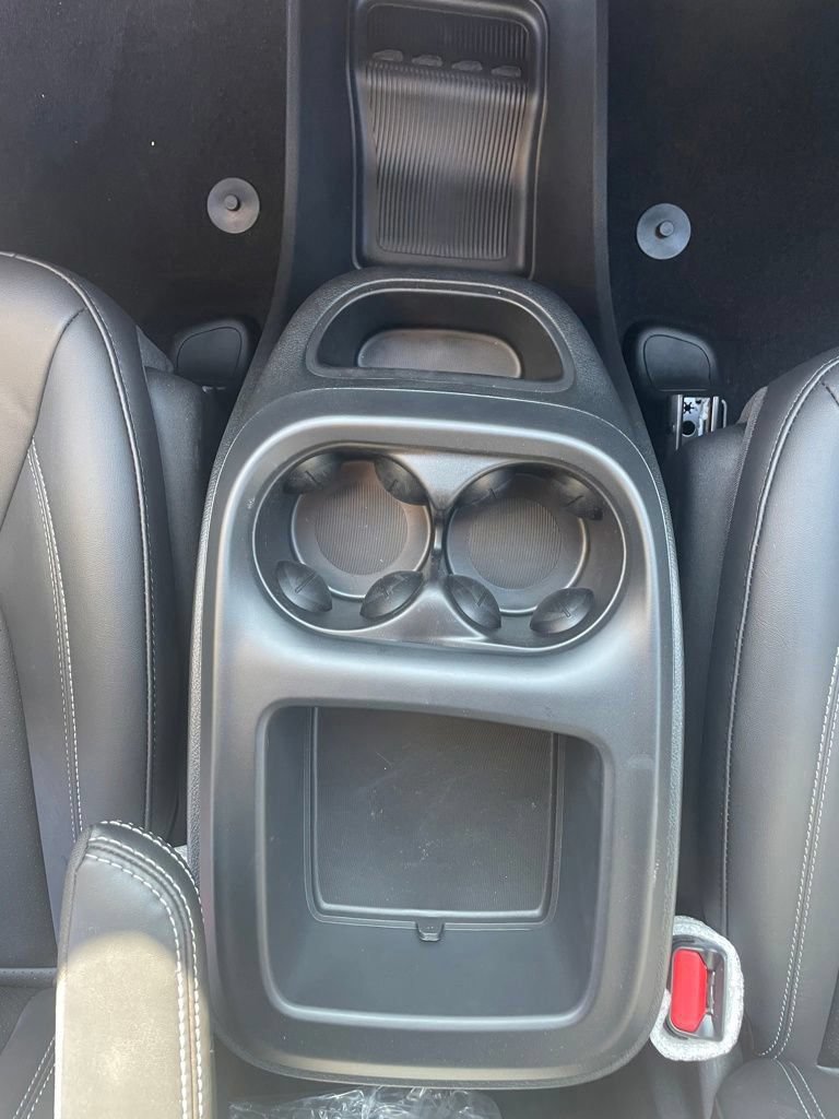 New 2026 Chrysler Pacifica Select FWD image 17