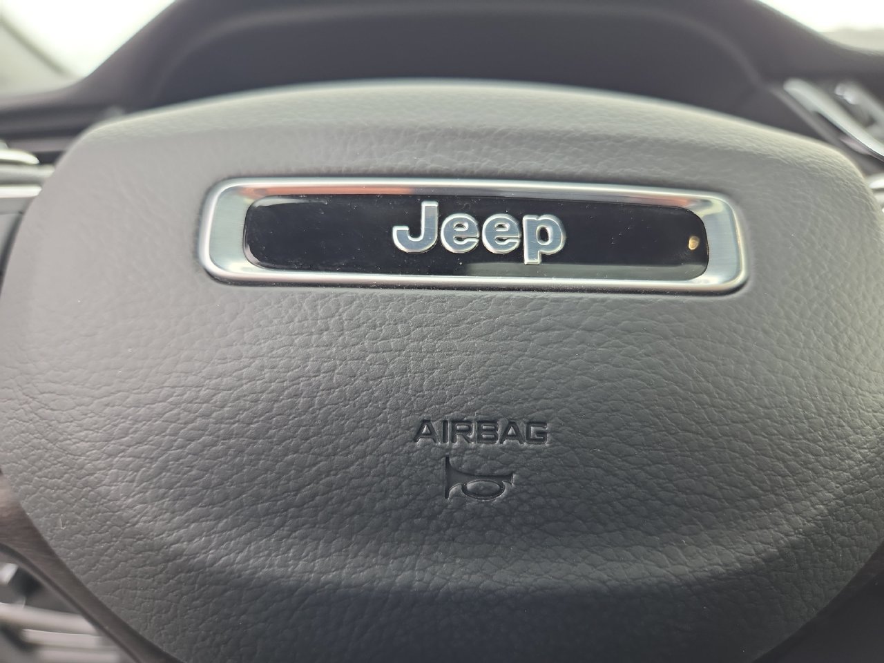 New 2026 Jeep Grand Cherokee Altitude AWD/4WD image 24