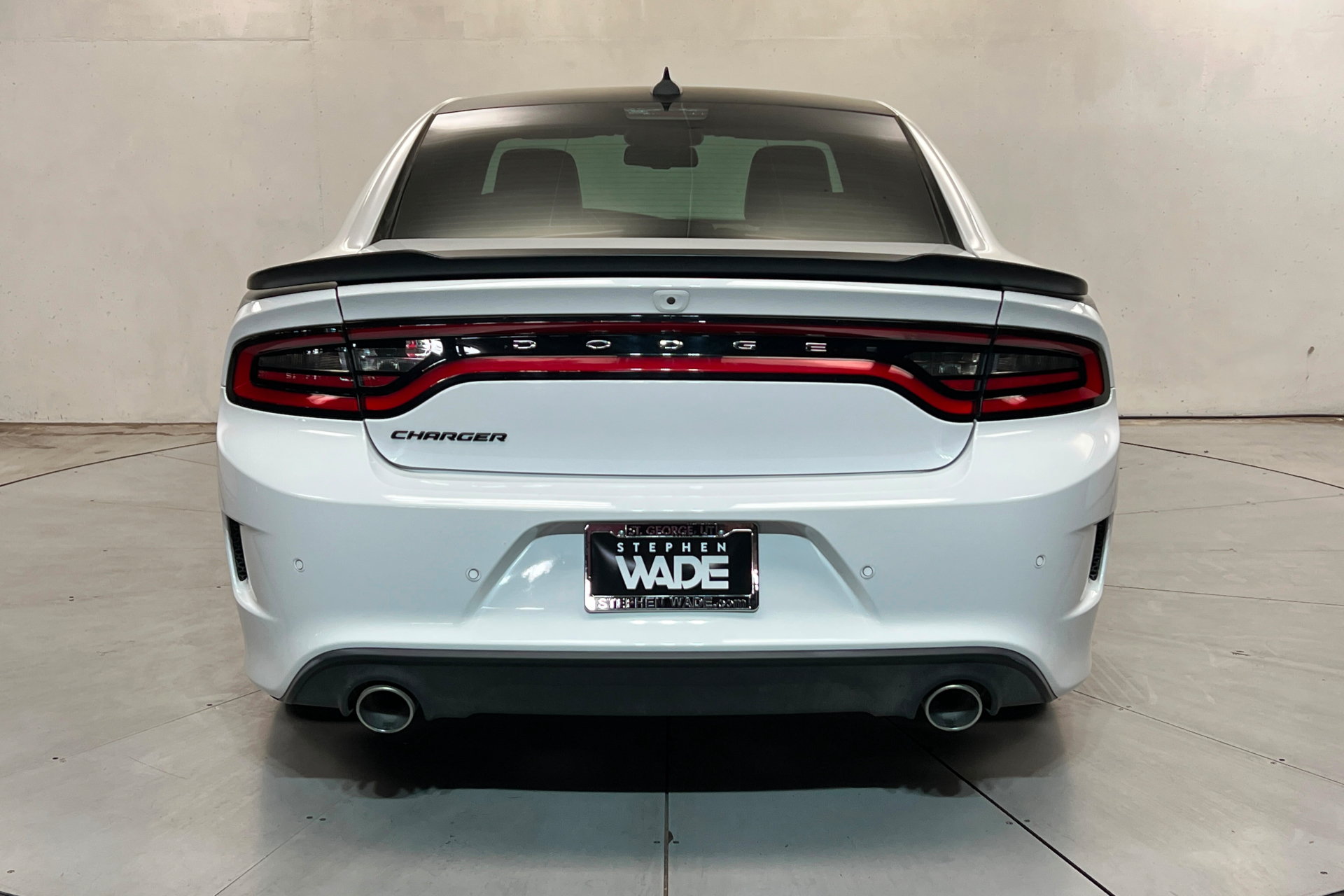 Used 2023 Dodge Charger R/T w/ Daytona Edition Group RWD image 4