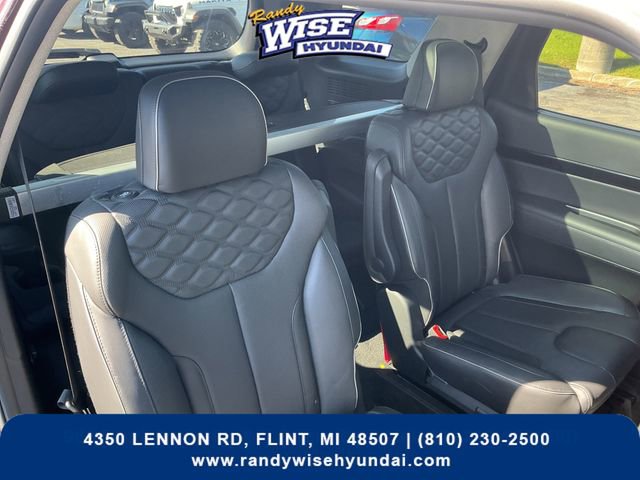 Used 2021 Hyundai Palisade Limited w/ Cargo Package image 32