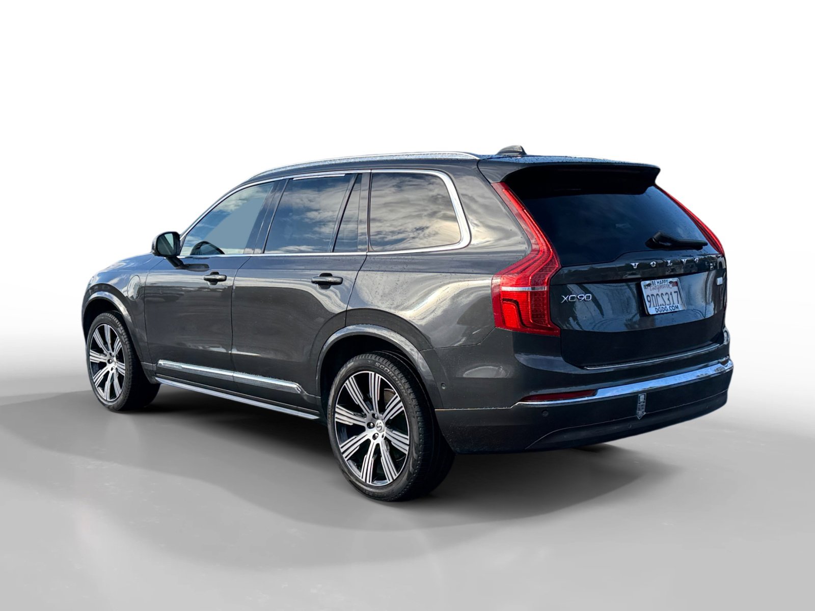 Used 2023 Volvo XC90 T8 Ultimate w/ Protection Package Premier image 3