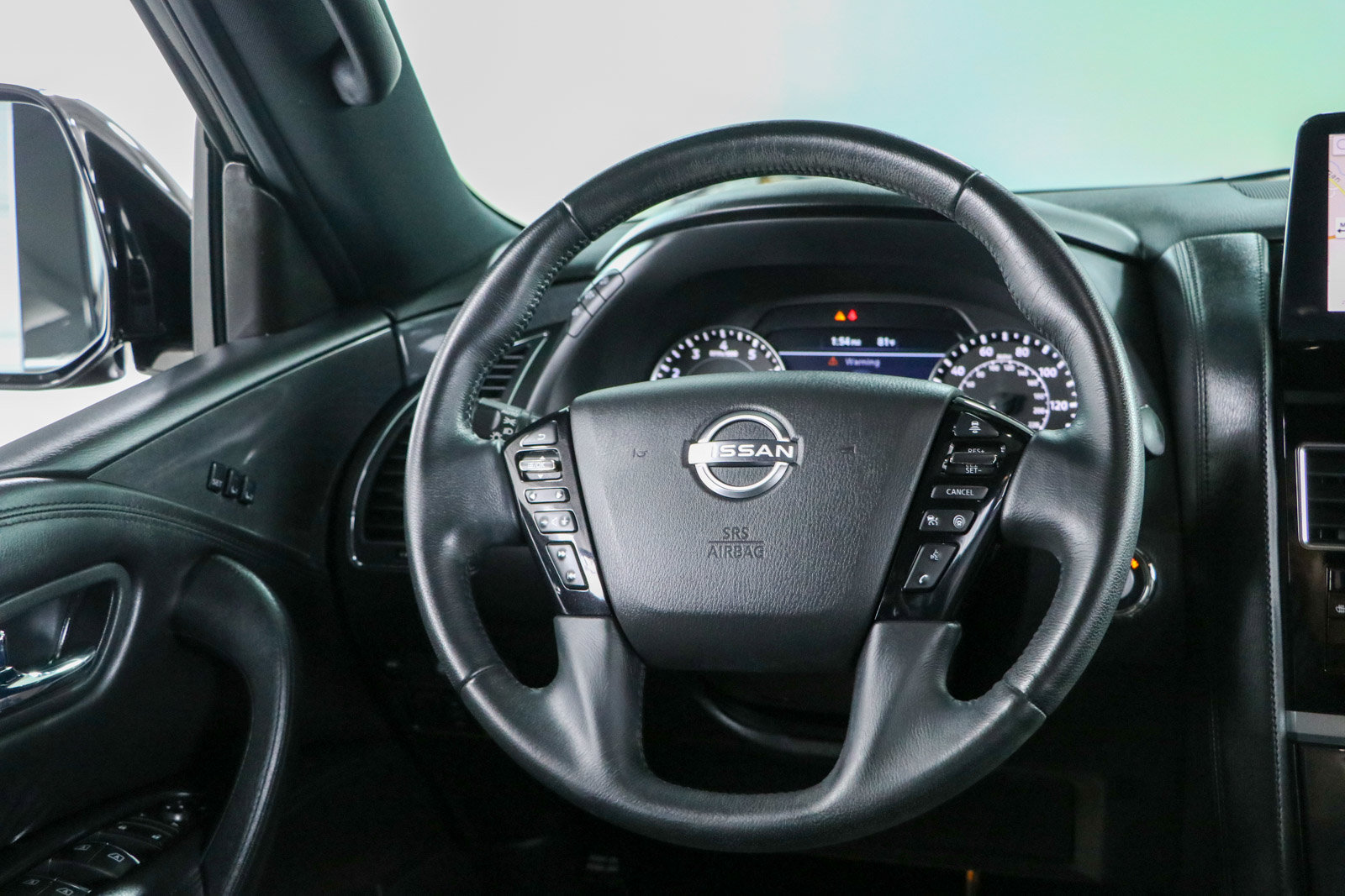 Used 2023 Nissan Armada SL w/ Midnight Edition Package AWD/4WD image 13