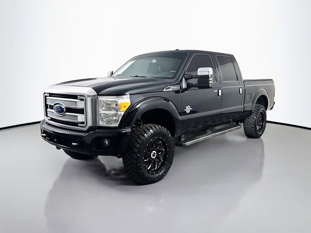 Used 2016 Ford F350 Platinum w/ Platinum Package AWD/4WD image 1