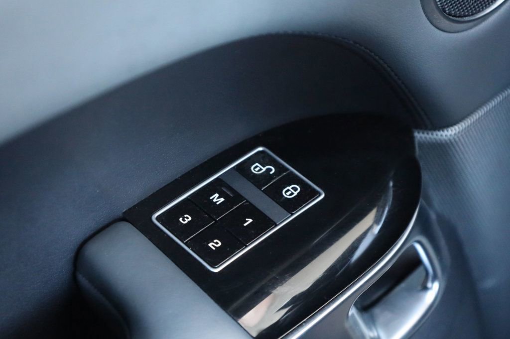Used 2015 Land Rover Range Rover Sport Supercharged image 33