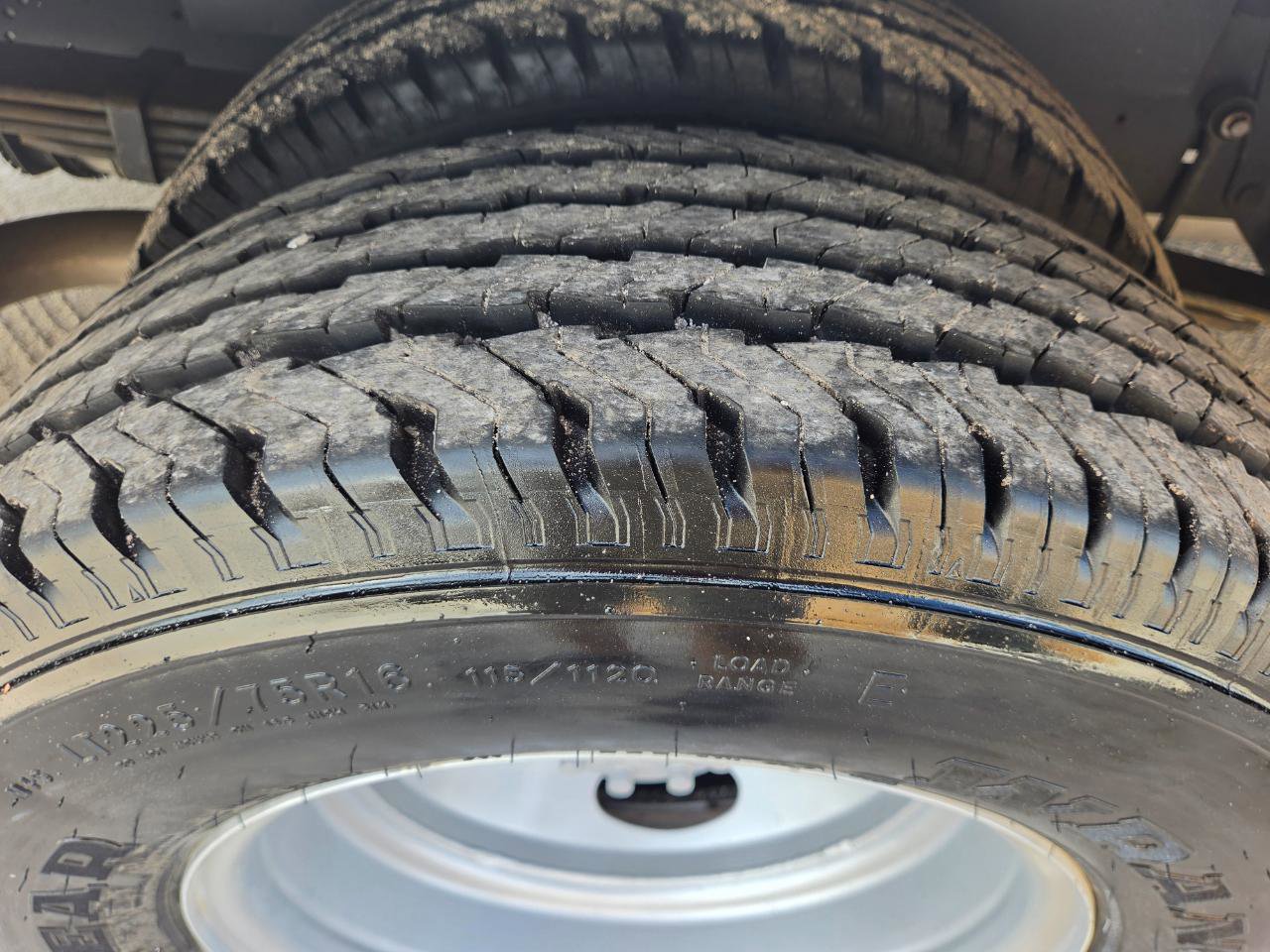 Used 2011 Ford E-350 and Econoline 350 Super Duty w/ PWR Locks & Windows Group RWD image 39