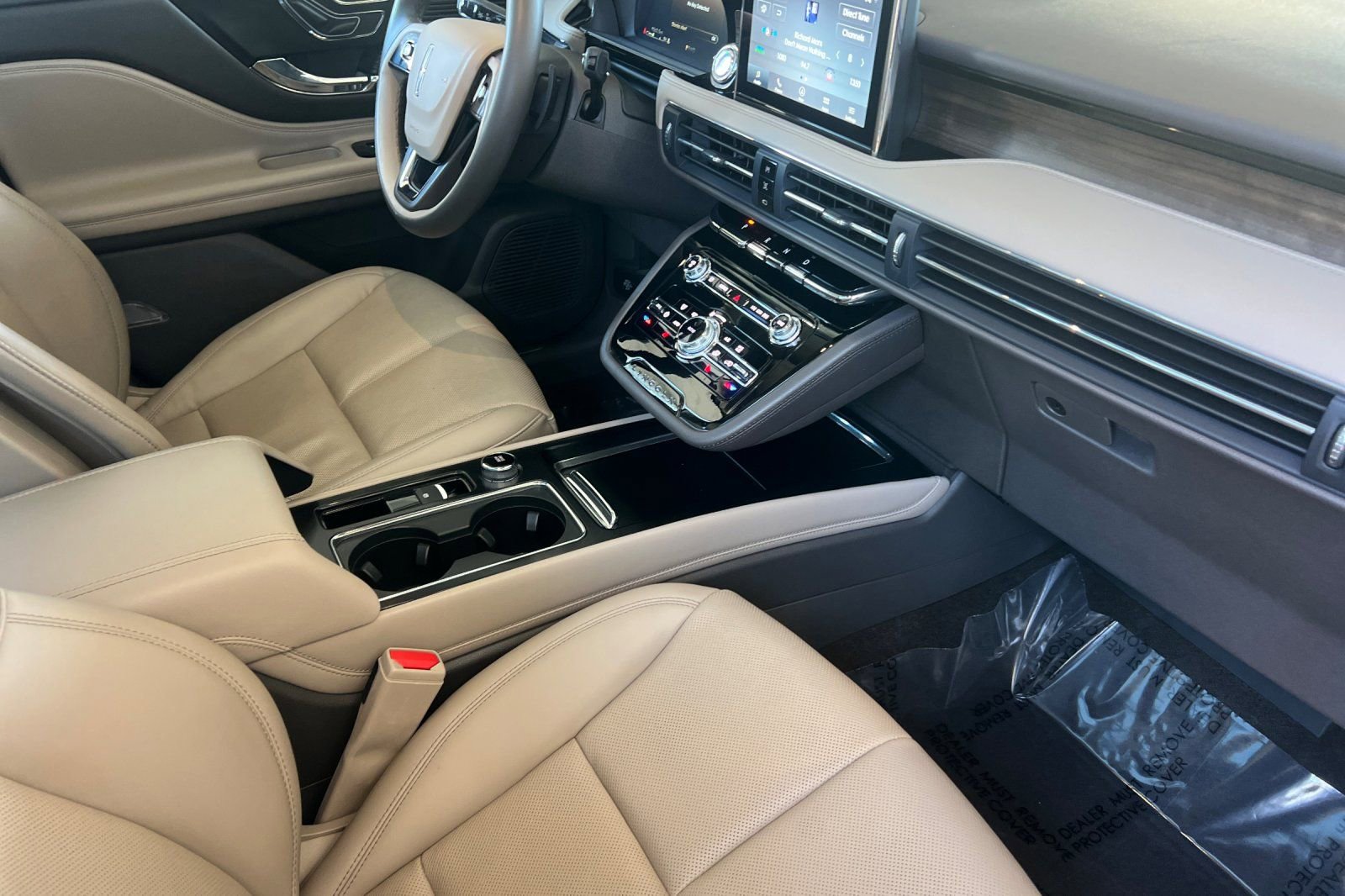 Certified 2022 Lincoln Corsair Grand Touring image 16