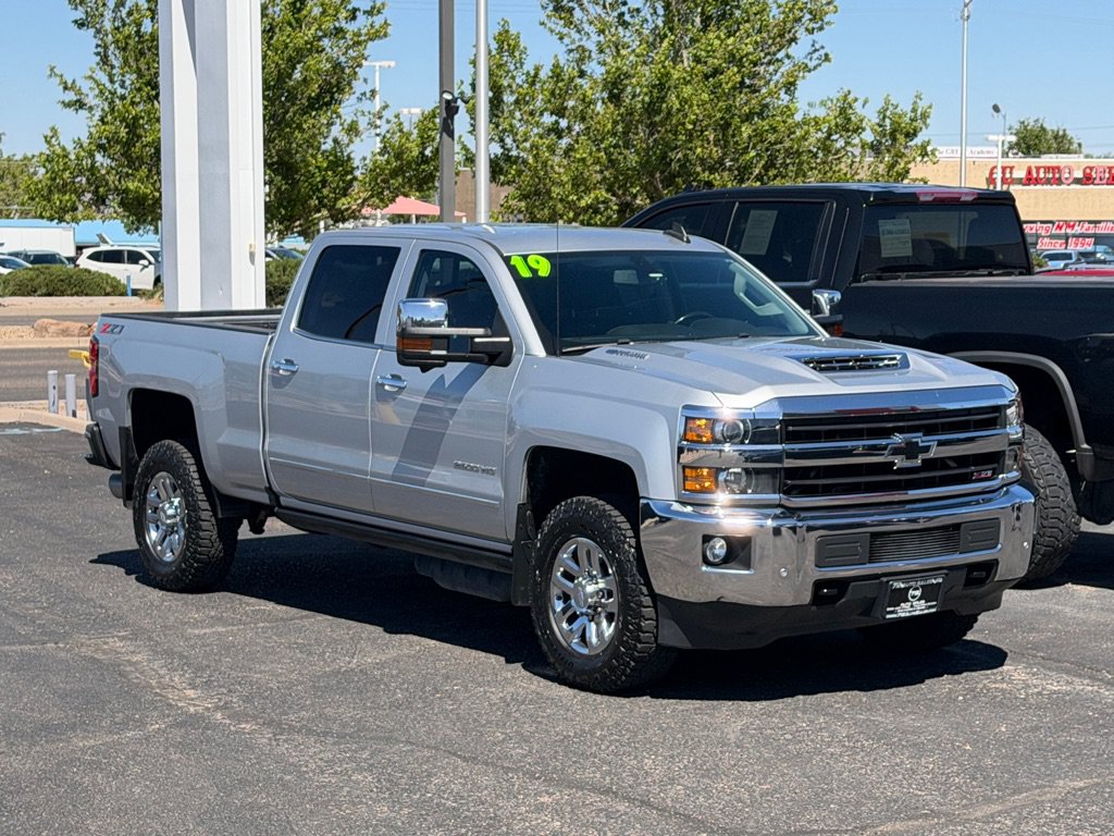 Used 2019 Chevrolet Silverado 2500 LTZ w/ Duramax Plus Package AWD/4WD image 4