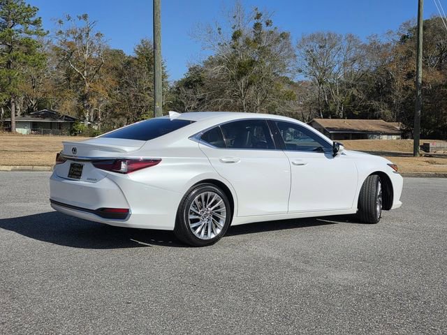 Certified 2023 Lexus ES 300h Ultra Luxury w/ Accessory Package (Z2) image 5