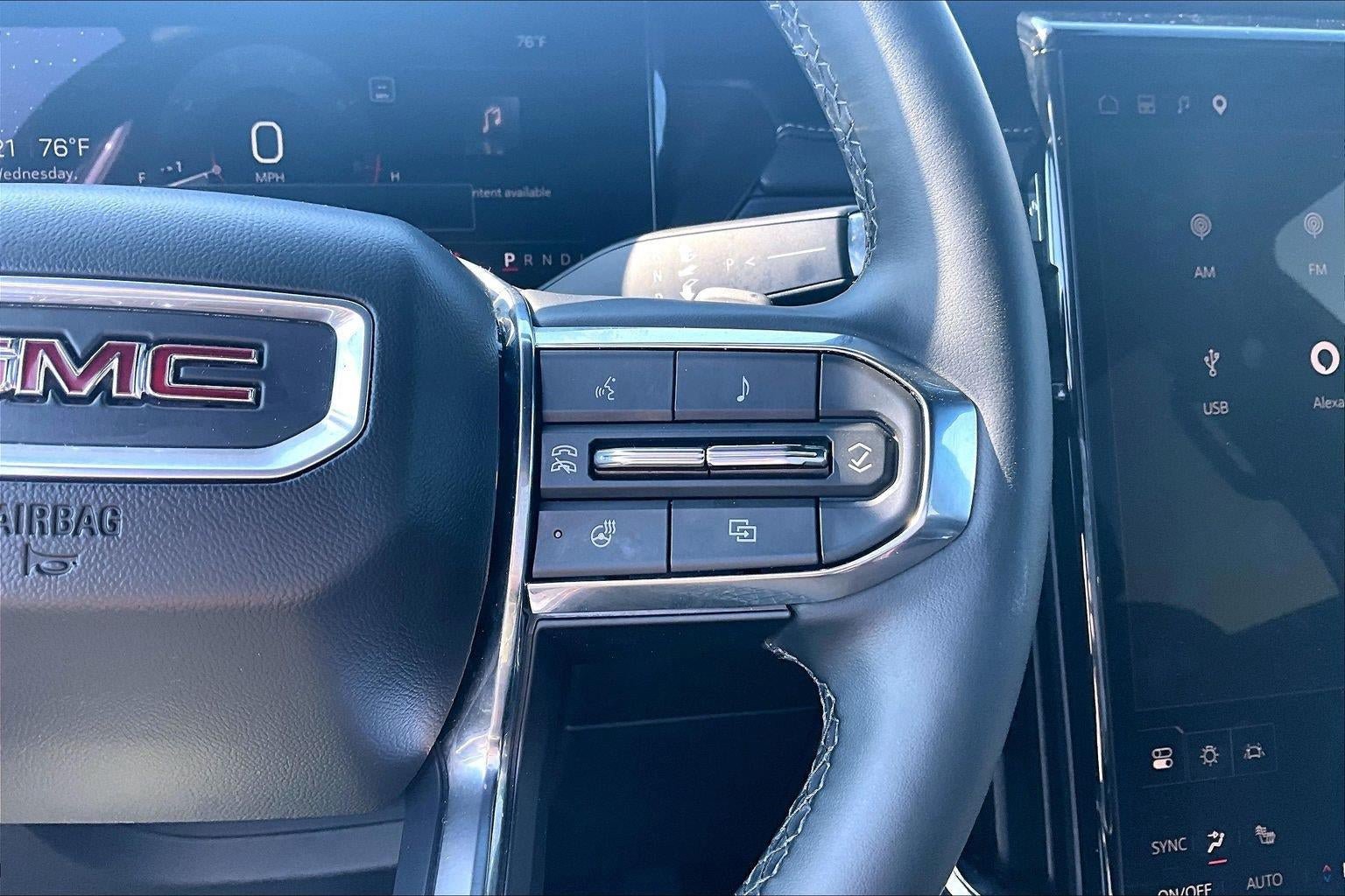 Used 2025 GMC Acadia Elevation FWD image 20