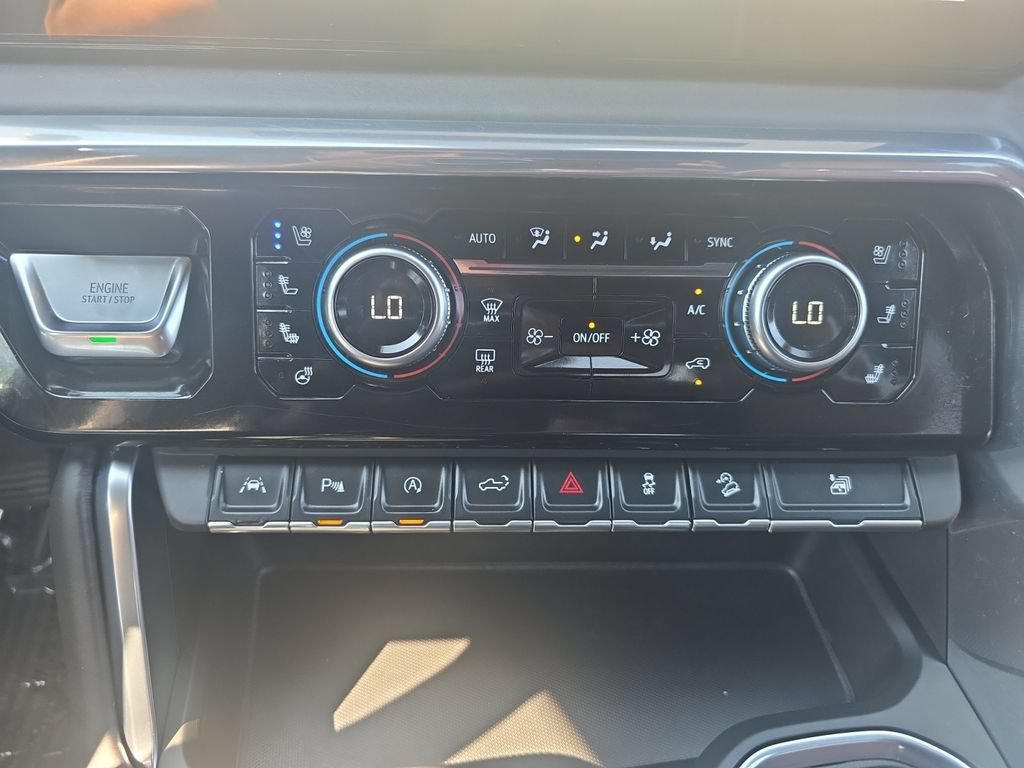 Used 2024 GMC Sierra 1500 Denali Ultimate AWD/4WD image 22