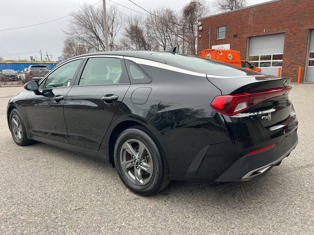 Used 2021 Kia K5 LX image 3