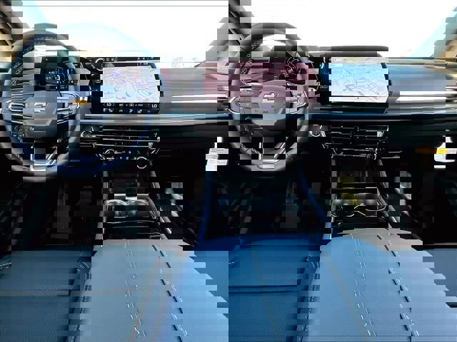 New 2026 Chevrolet Traverse LT w/ Sun and Wheel Package image 11