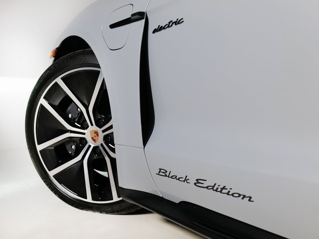 New 2026 Porsche Taycan AWD/4WD image 38