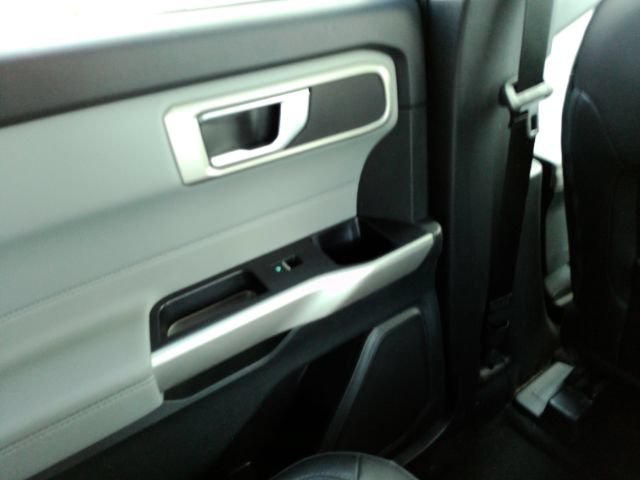 Used 2023 Ford Explorer XLT w/ Equipment Group 202A AWD/4WD image 29