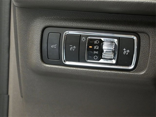 Certified 2023 Lincoln Corsair Reserve w/ Towing Package image 11