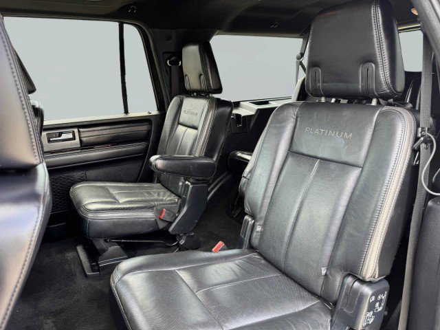 Used 2016 Ford Expedition EL Platinum image 39